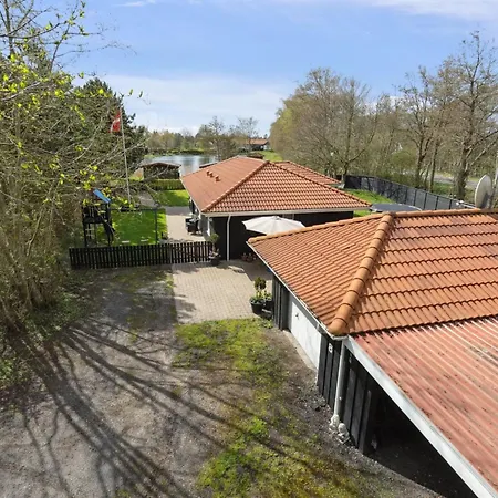 - 500m From The Sea By Interhome * Hals